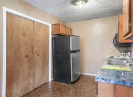 10-Kitchen