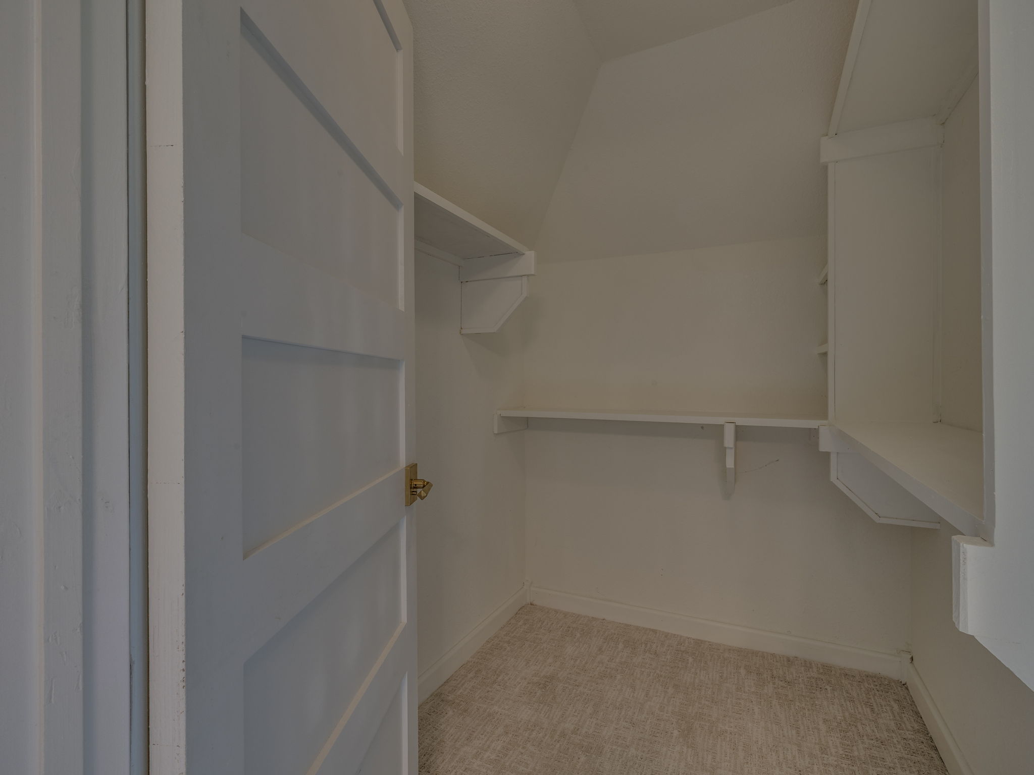 Walk in Closet