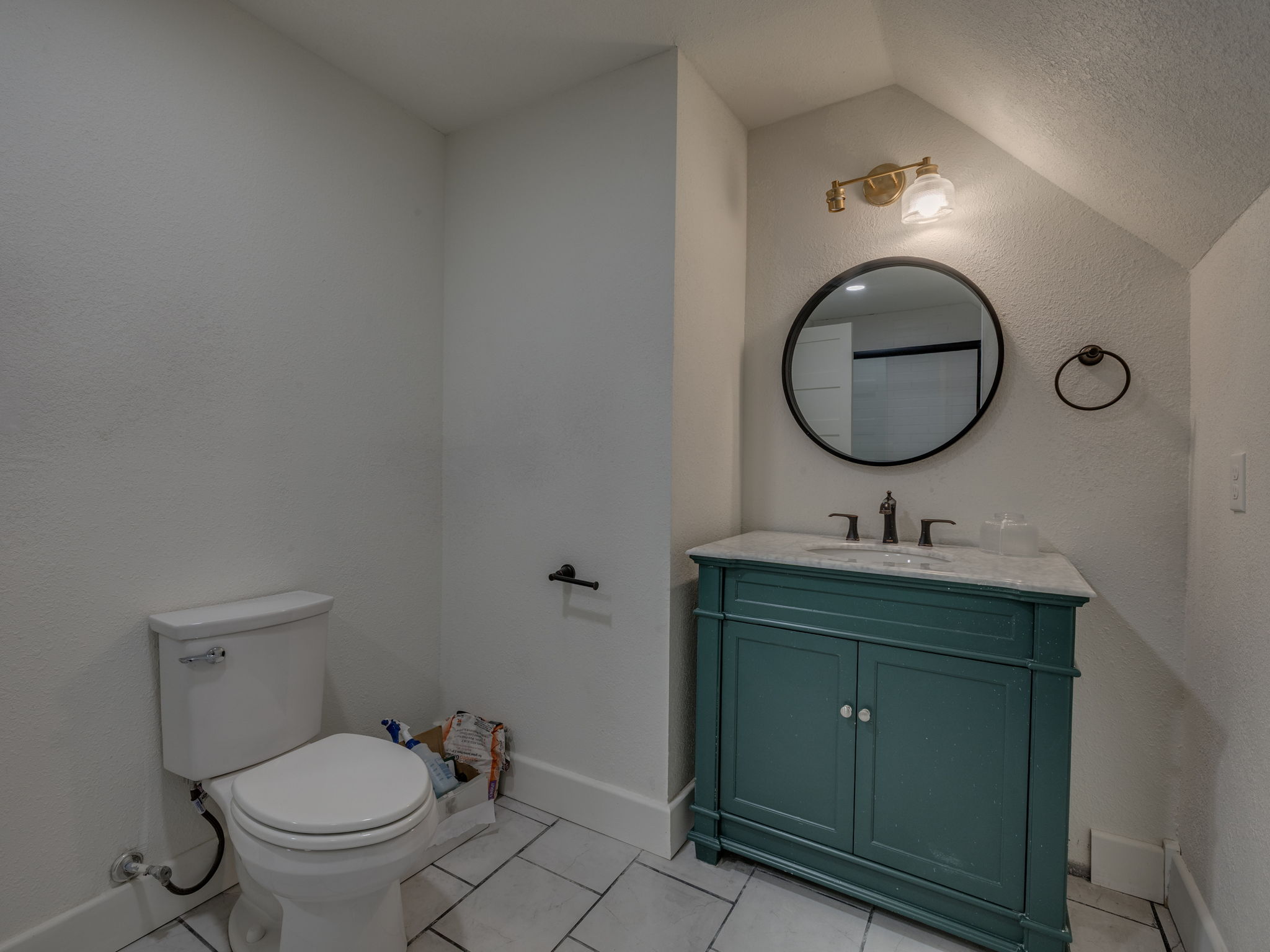 Upstairs Bathroom