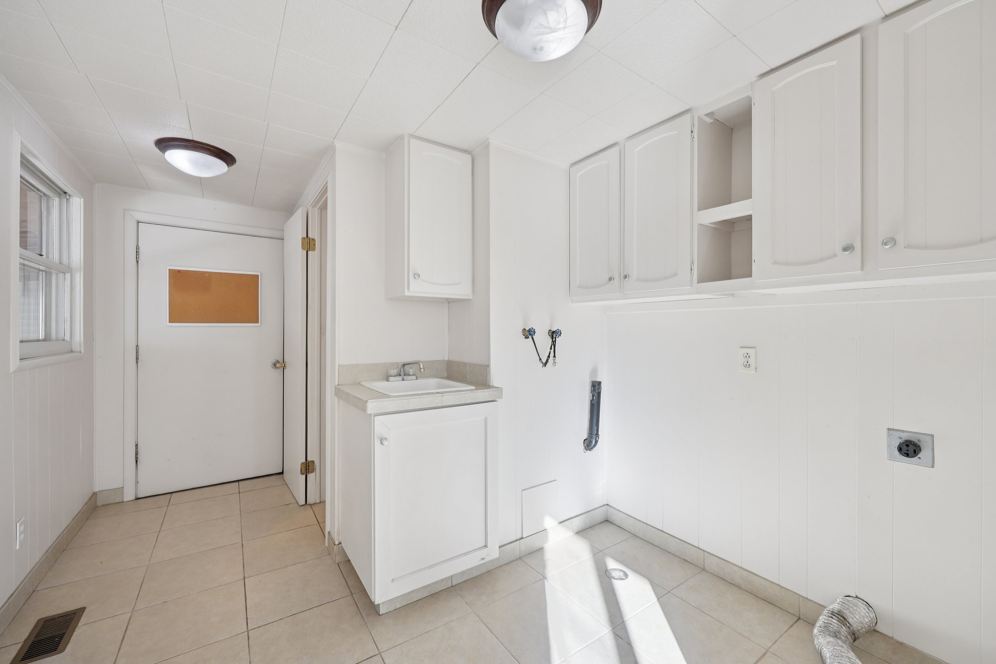 Silver Sage Dr-L1212-015.jpg