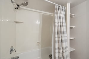 Silver Sage Dr-L1212-024.jpg