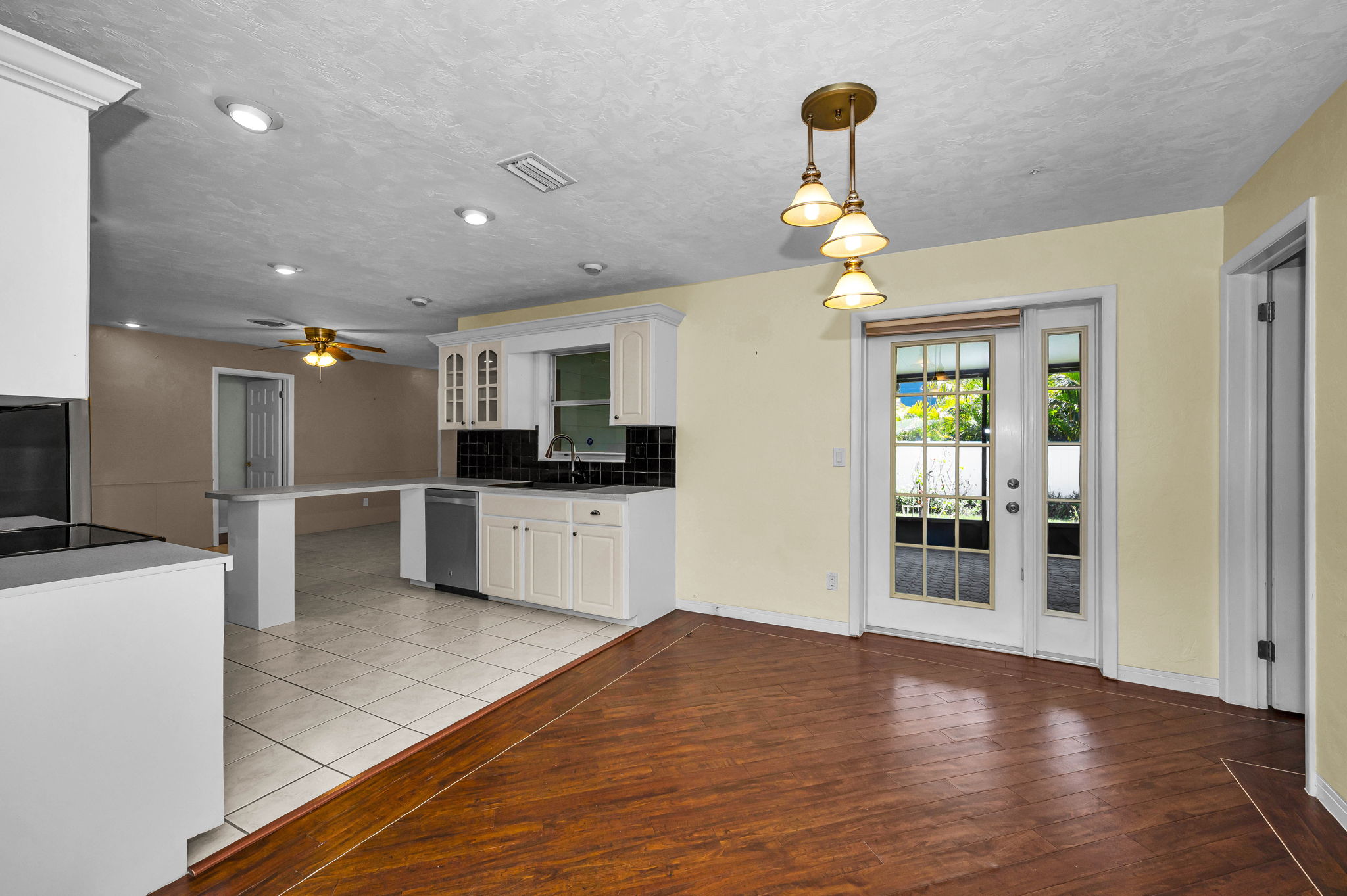 Dining Room2
