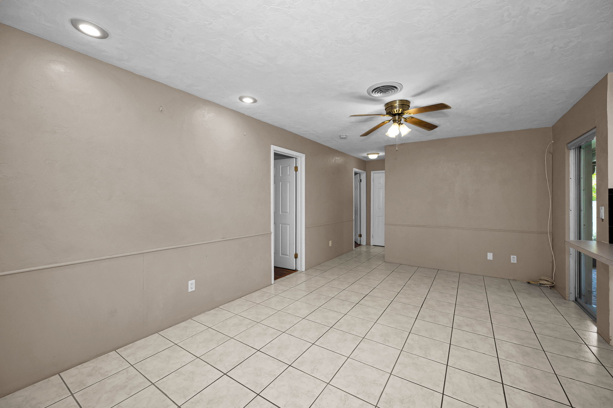 Family Room2