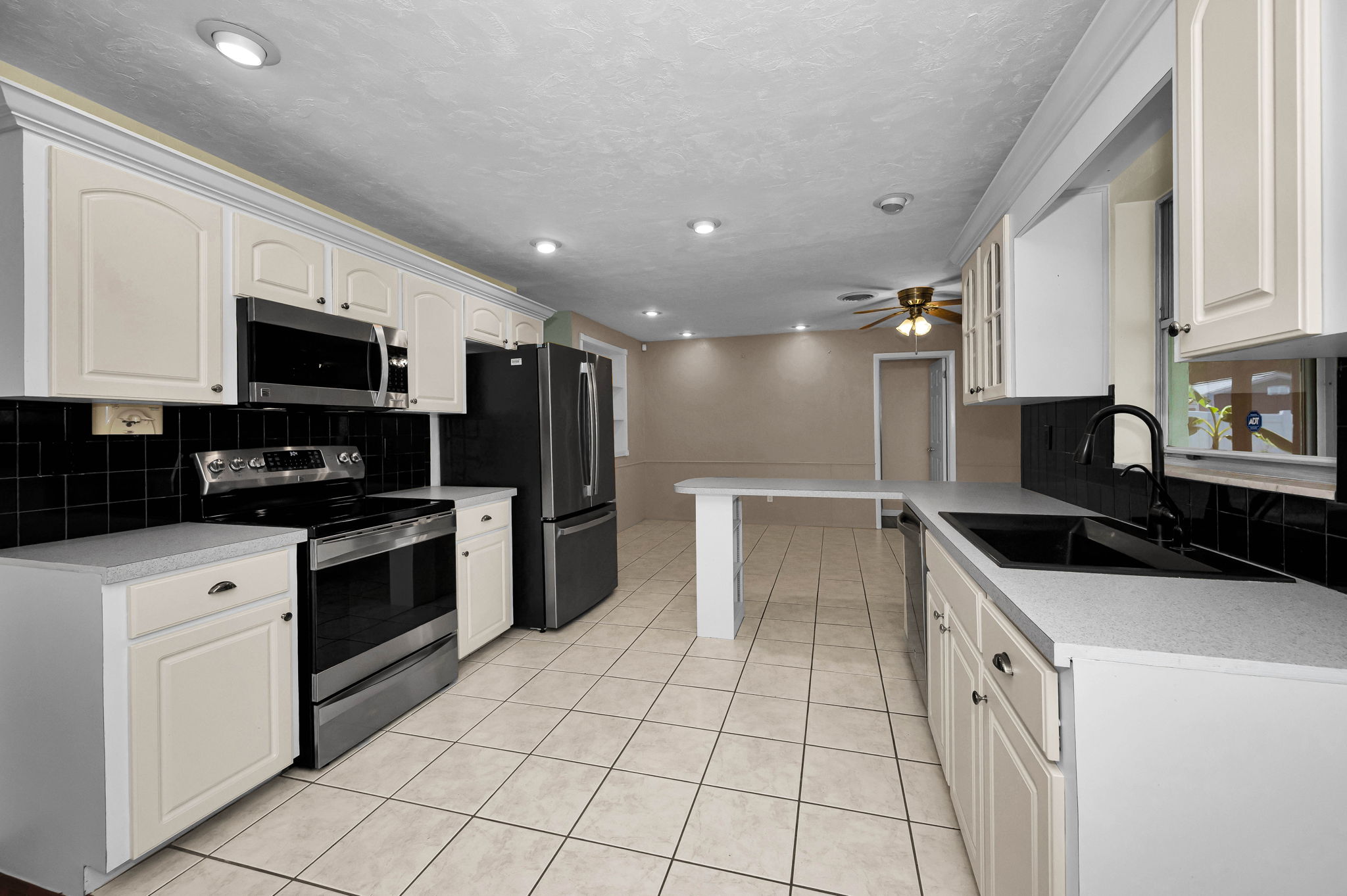 Kitchen1