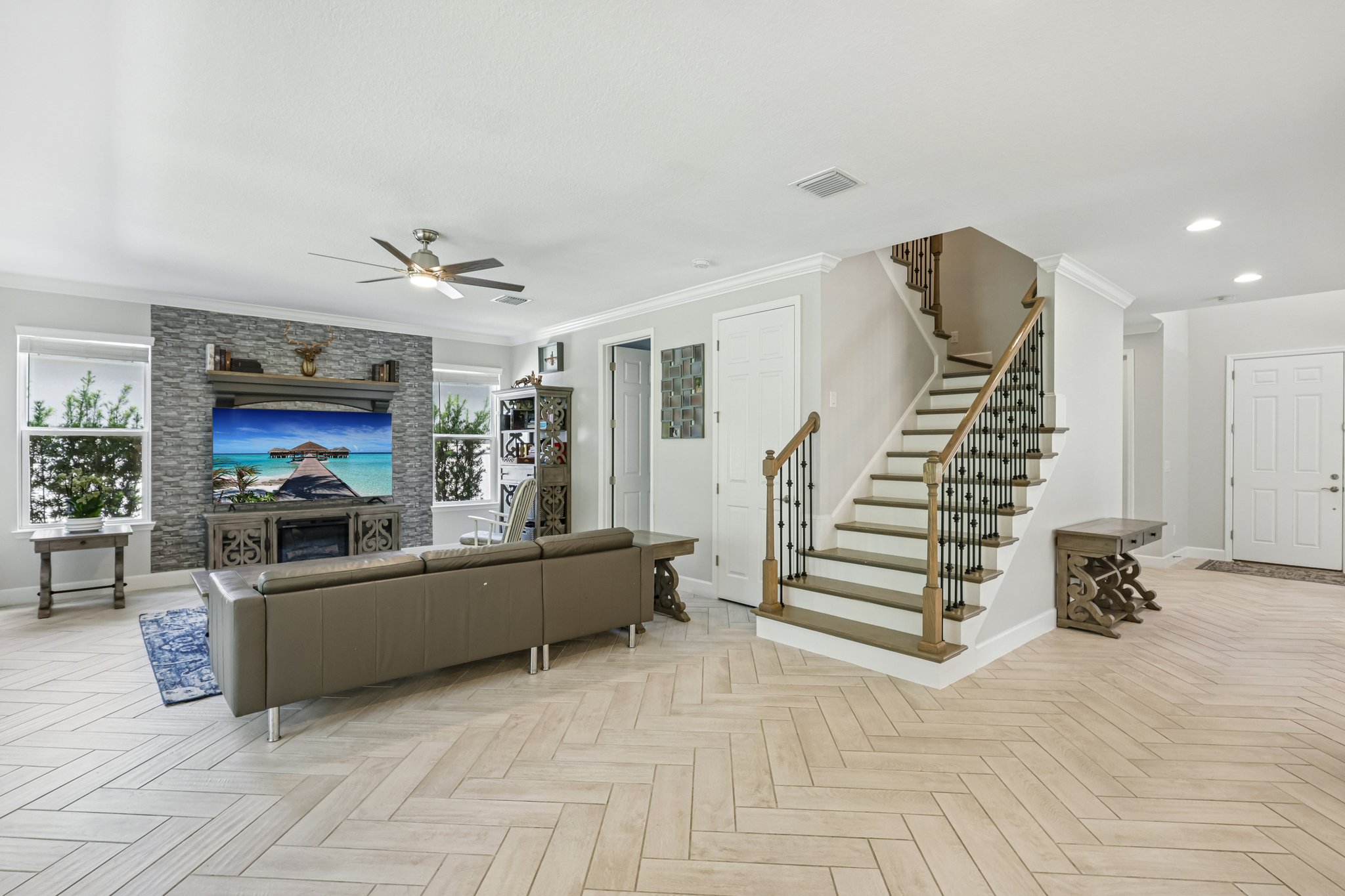 Spruce Creek Cir-S2407-008.jpg