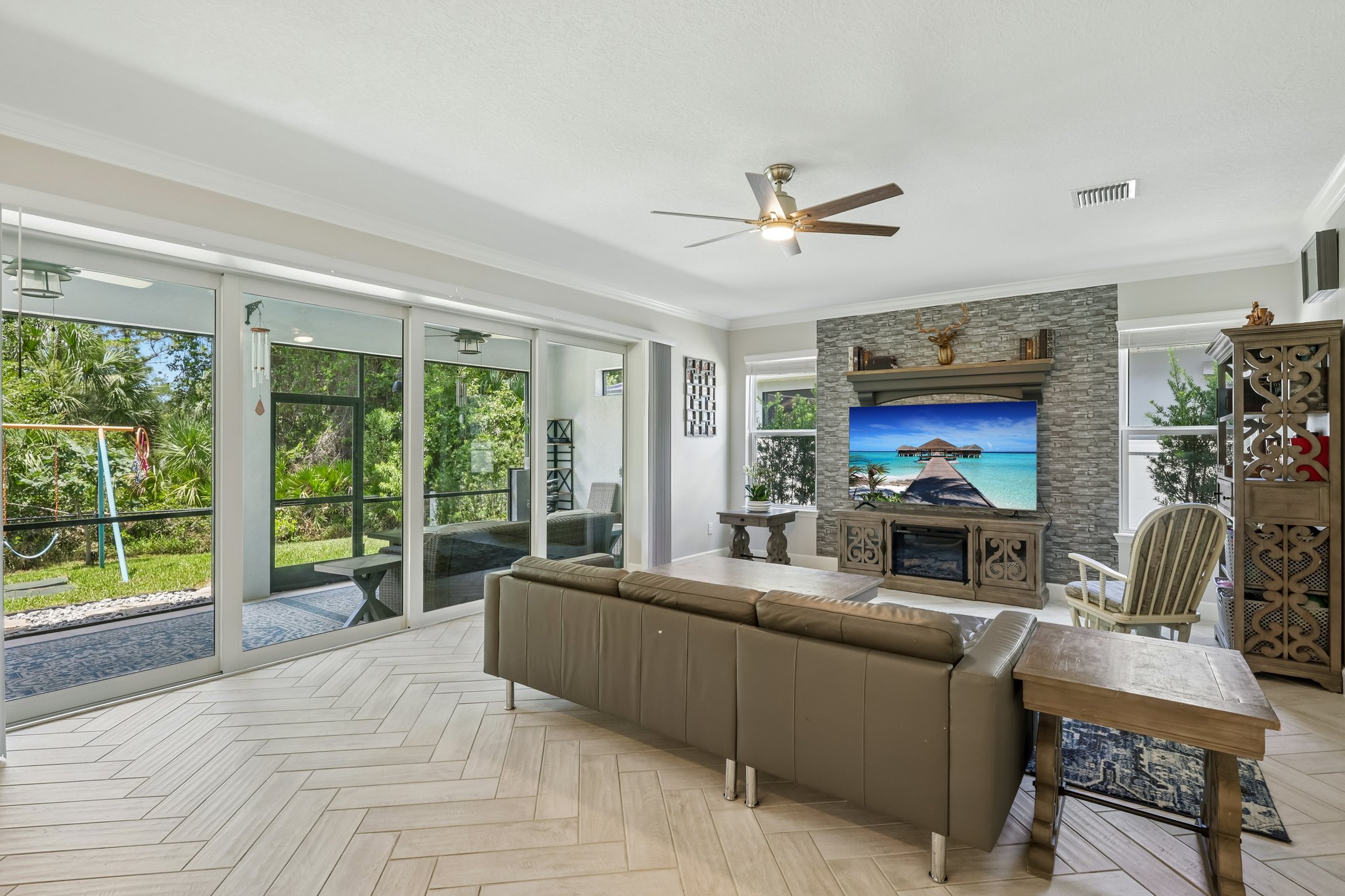 Spruce Creek Cir-S2407-009.jpg