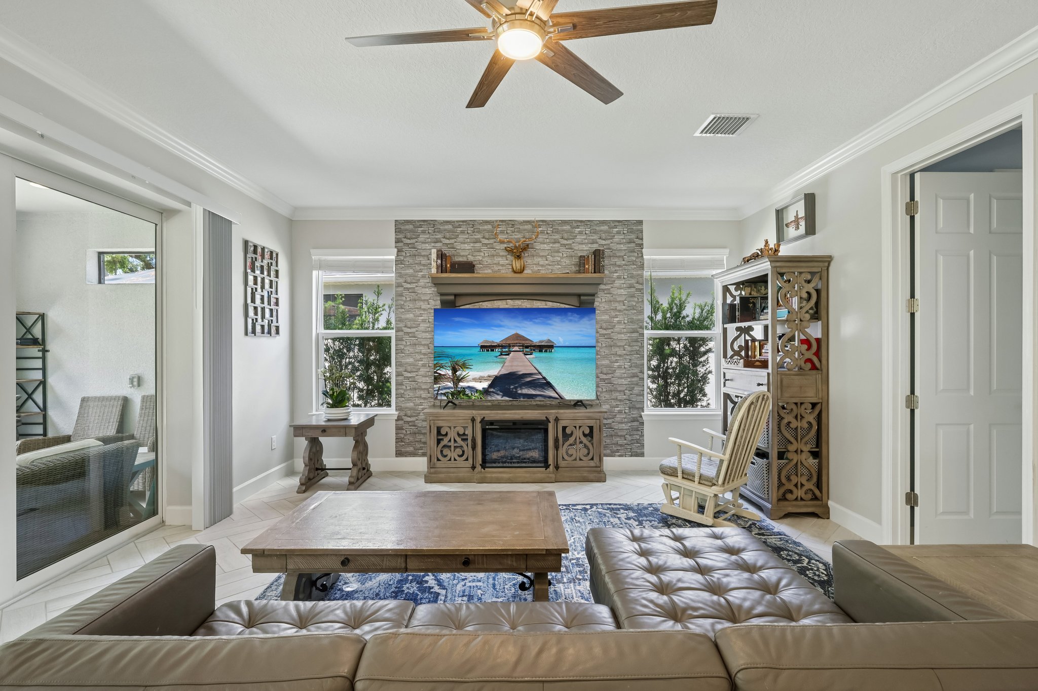 Spruce Creek Cir-S2407-010.jpg
