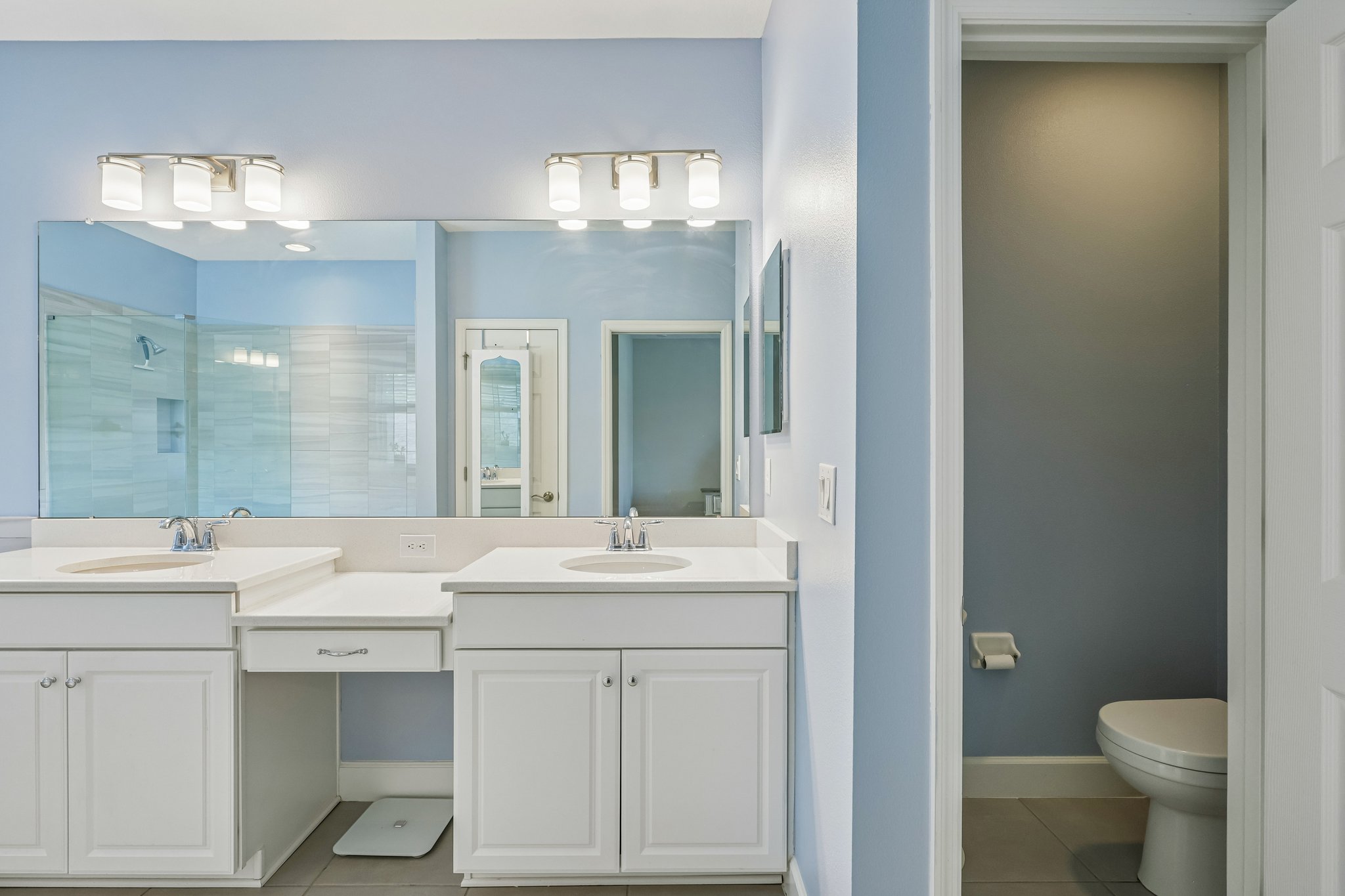 Spruce Creek Cir-S2407-045.jpg