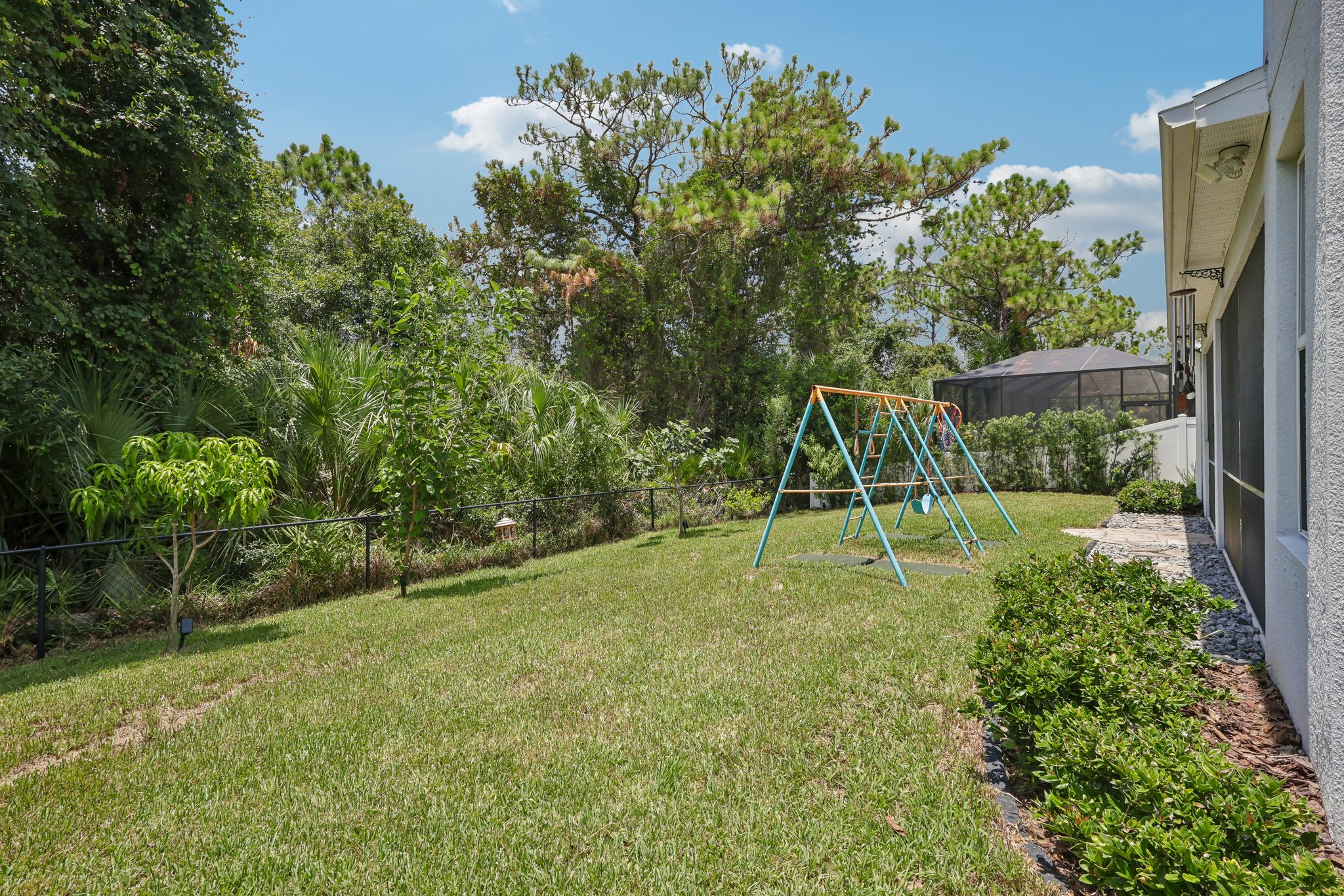 Spruce Creek Cir-S2407-051.jpg
