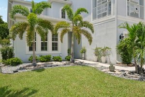 Spruce Creek Cir-S2407-002.jpg
