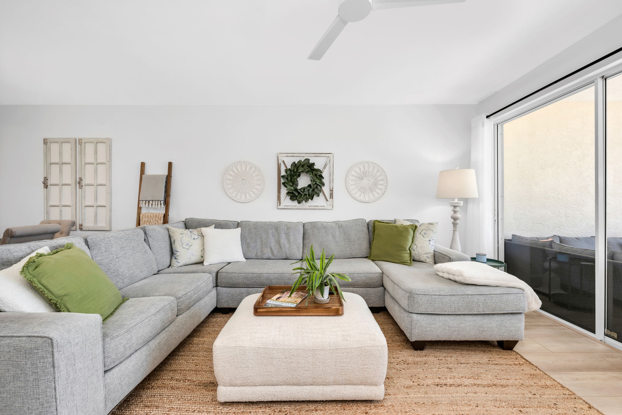 Living View 7