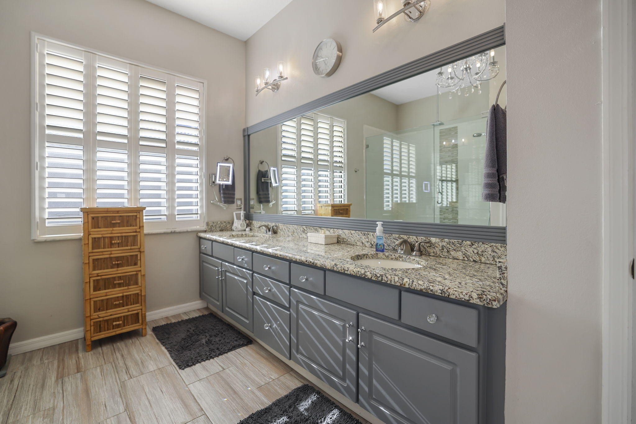 Bathroom 1 - 495A1307 (1)