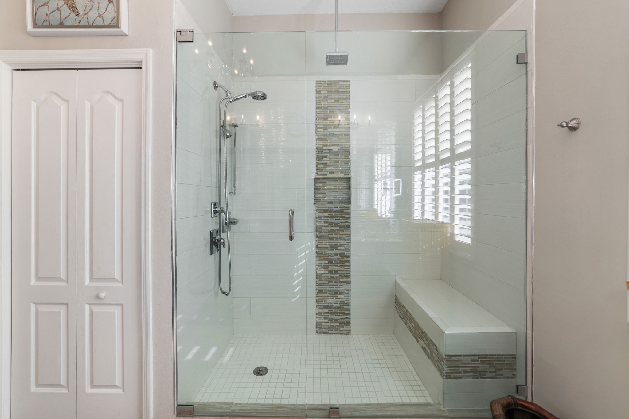 Bathroom 1 - 495A1309 (1)