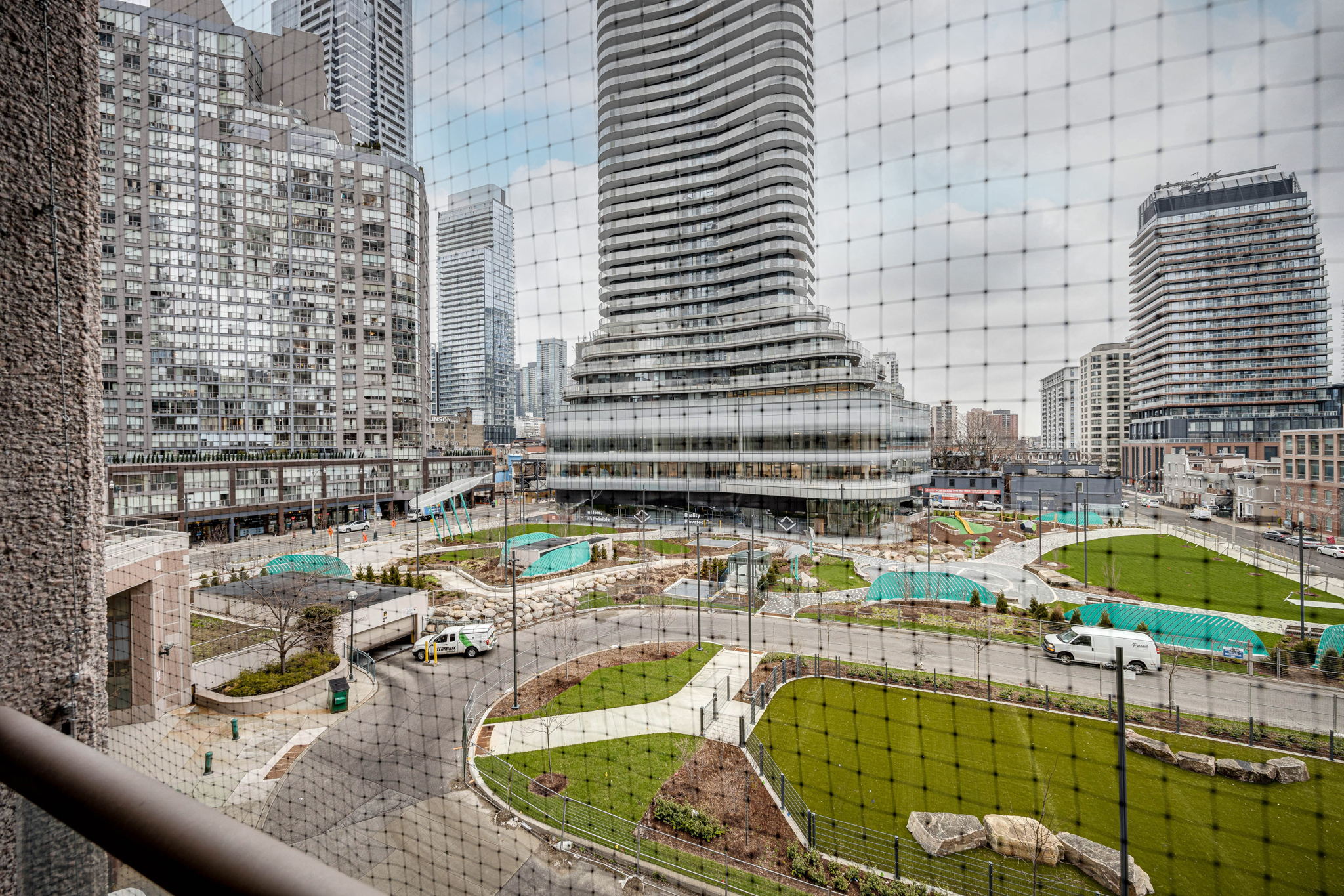 Toronto property showcase — delivered property photograph 41