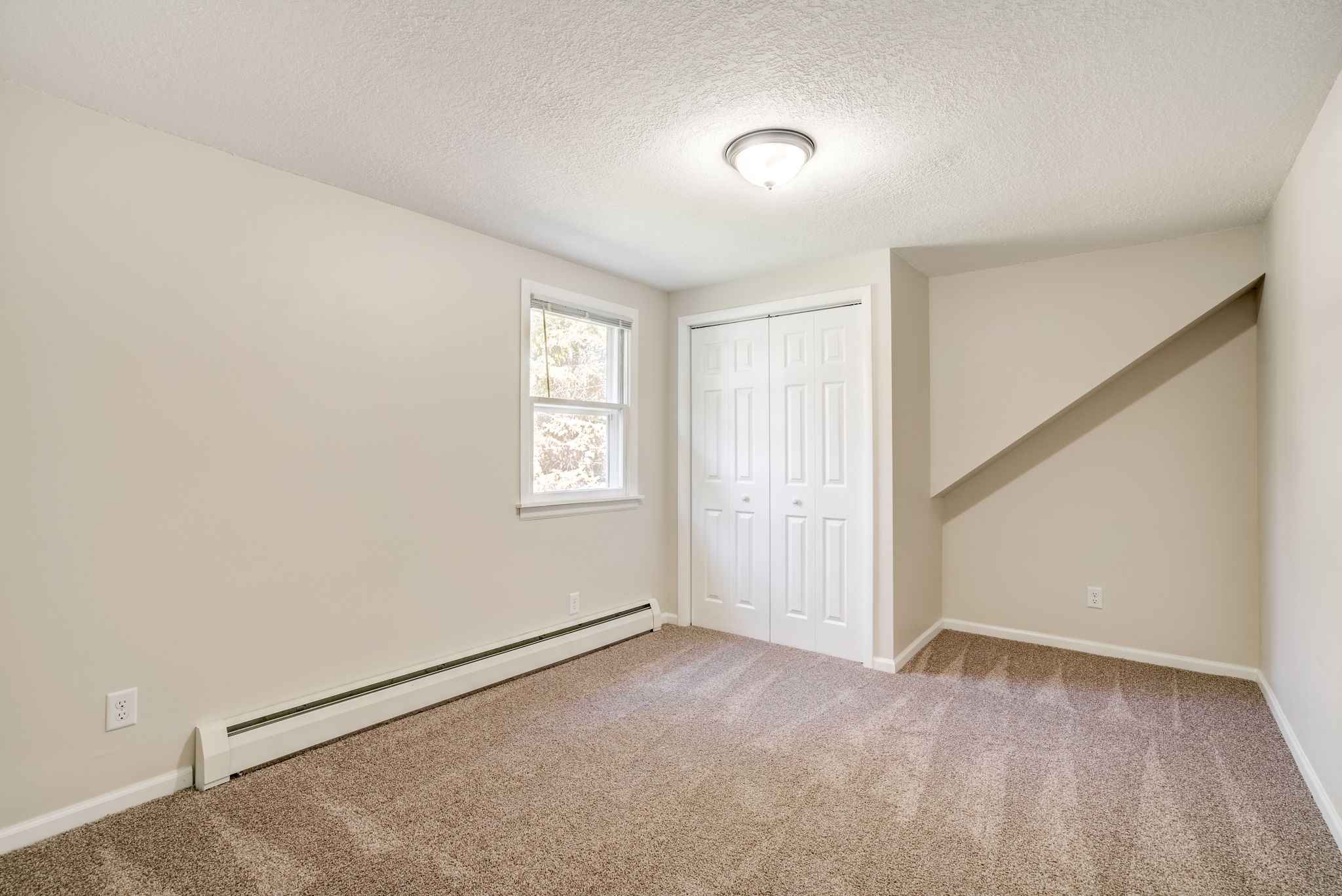 13 Bedroom