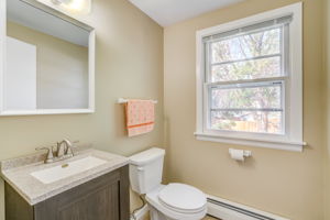15 Bathroom