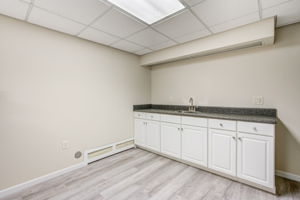 20 Wet Bar