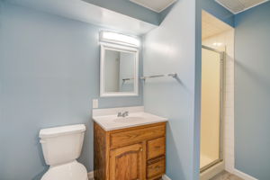 19 Bathroom 3