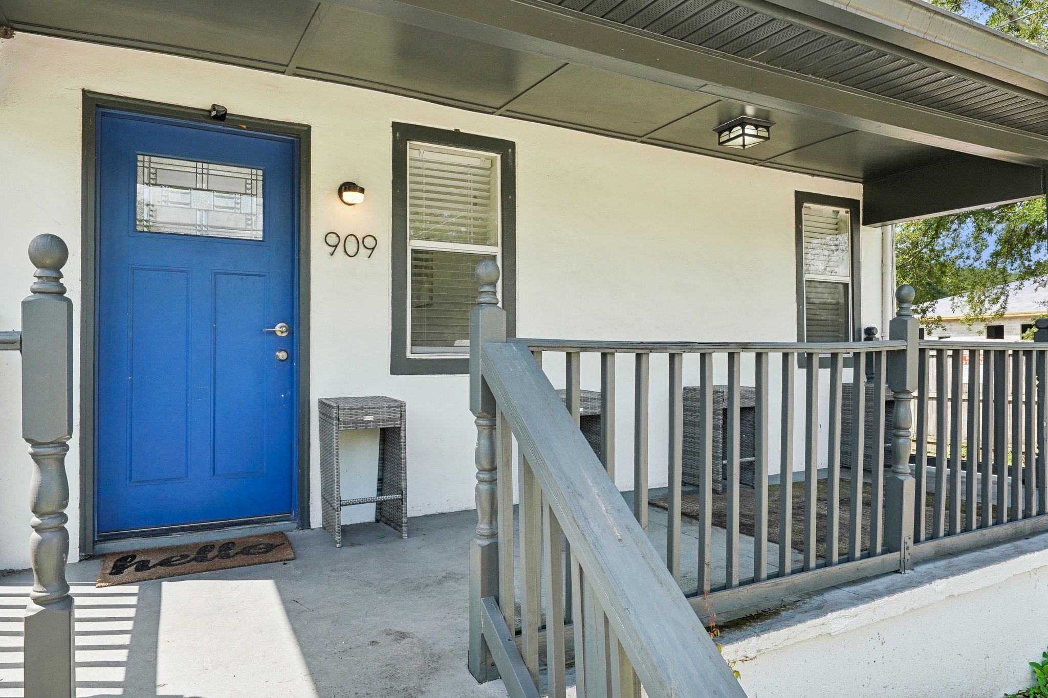 E 28th Ave-004.jpg