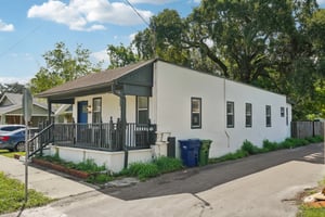 E 28th Ave-003.jpg