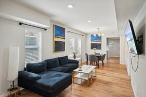 E 28th Ave-013.jpg