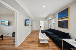 E 28th Ave-014.jpg