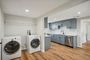 E 28th Ave-027.jpg