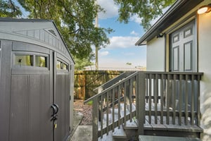 E 28th Ave-048.jpg