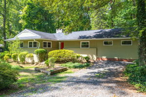 909 Forest Hill Dr-4