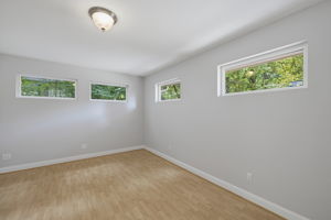 909 Forest Hill Dr-19