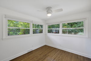 909 Forest Hill Dr-21