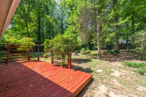 909 Forest Hill Dr-29
