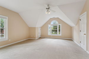 Oversized FROG ideal as a 4th bedroom.