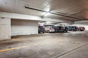 Logan St 4j-1004-909.jpg