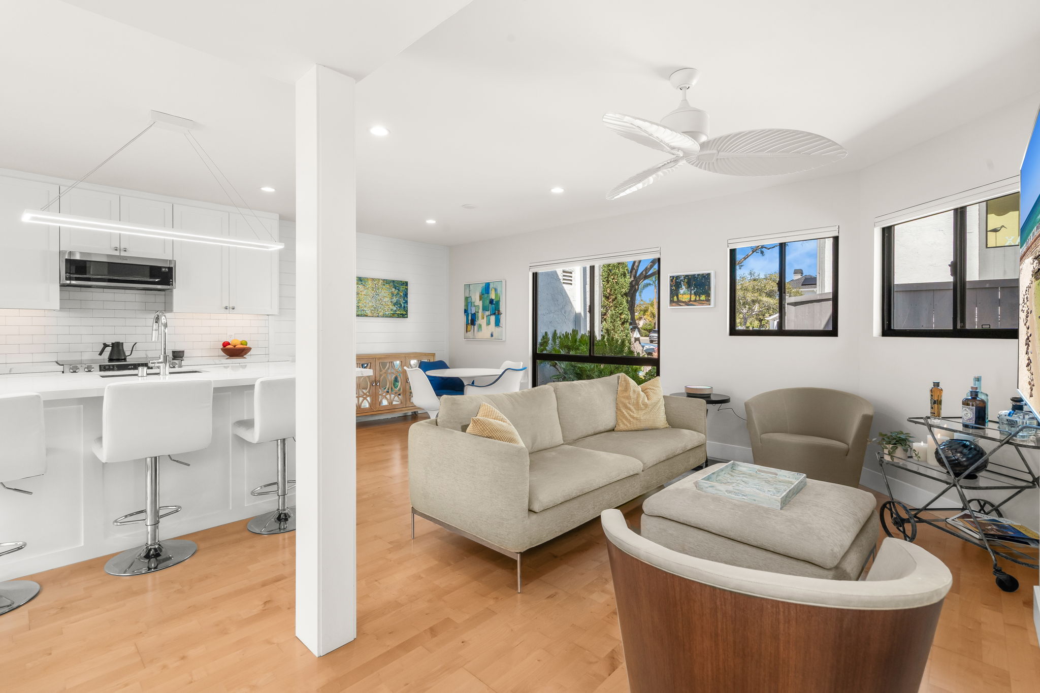 909 Olive Ave-17