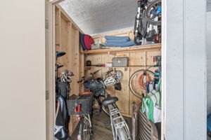 909 Olive Ave-58