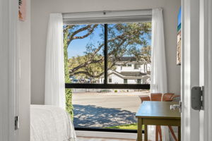 909 Olive Ave-57