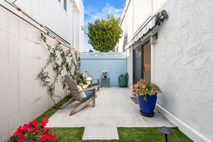909 Olive Ave-31