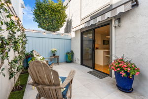 909 Olive Ave-30