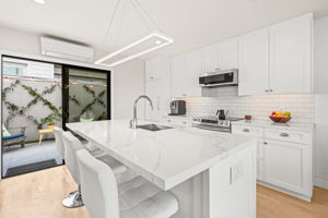 909 Olive Ave-28