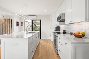 909 Olive Ave-27