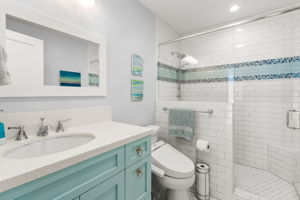 909 Olive Ave-3