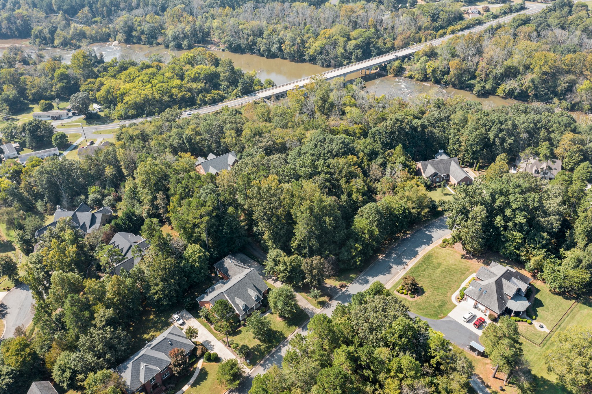 909 Rivers Edge Dr, Graham, NC 27253, USA Photo 5