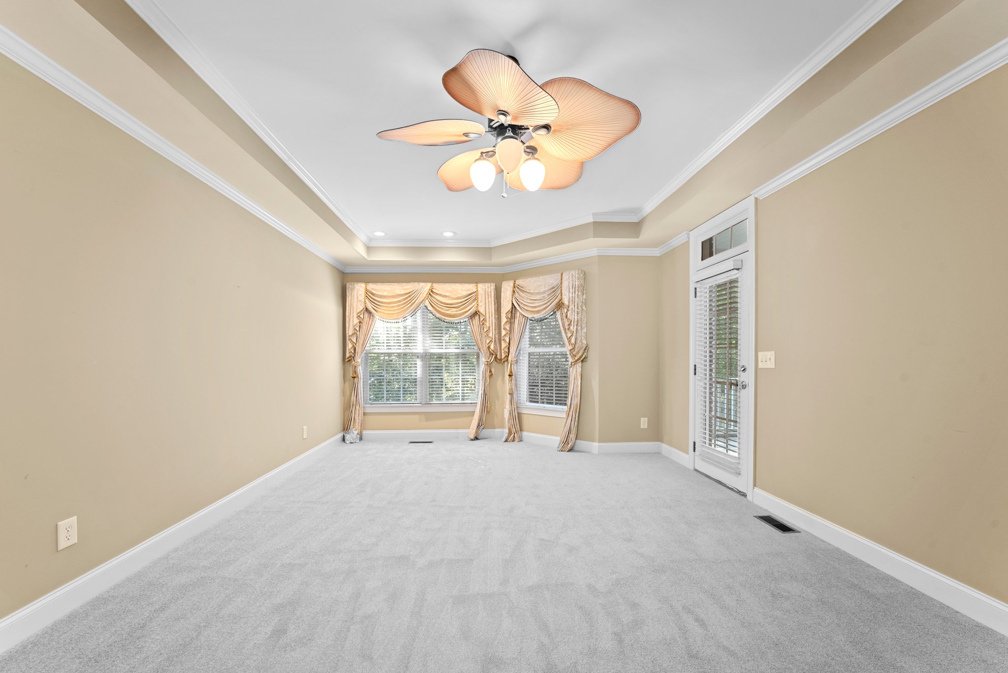 909 Rivers Edge Dr, Graham, NC 27253, USA Photo 18