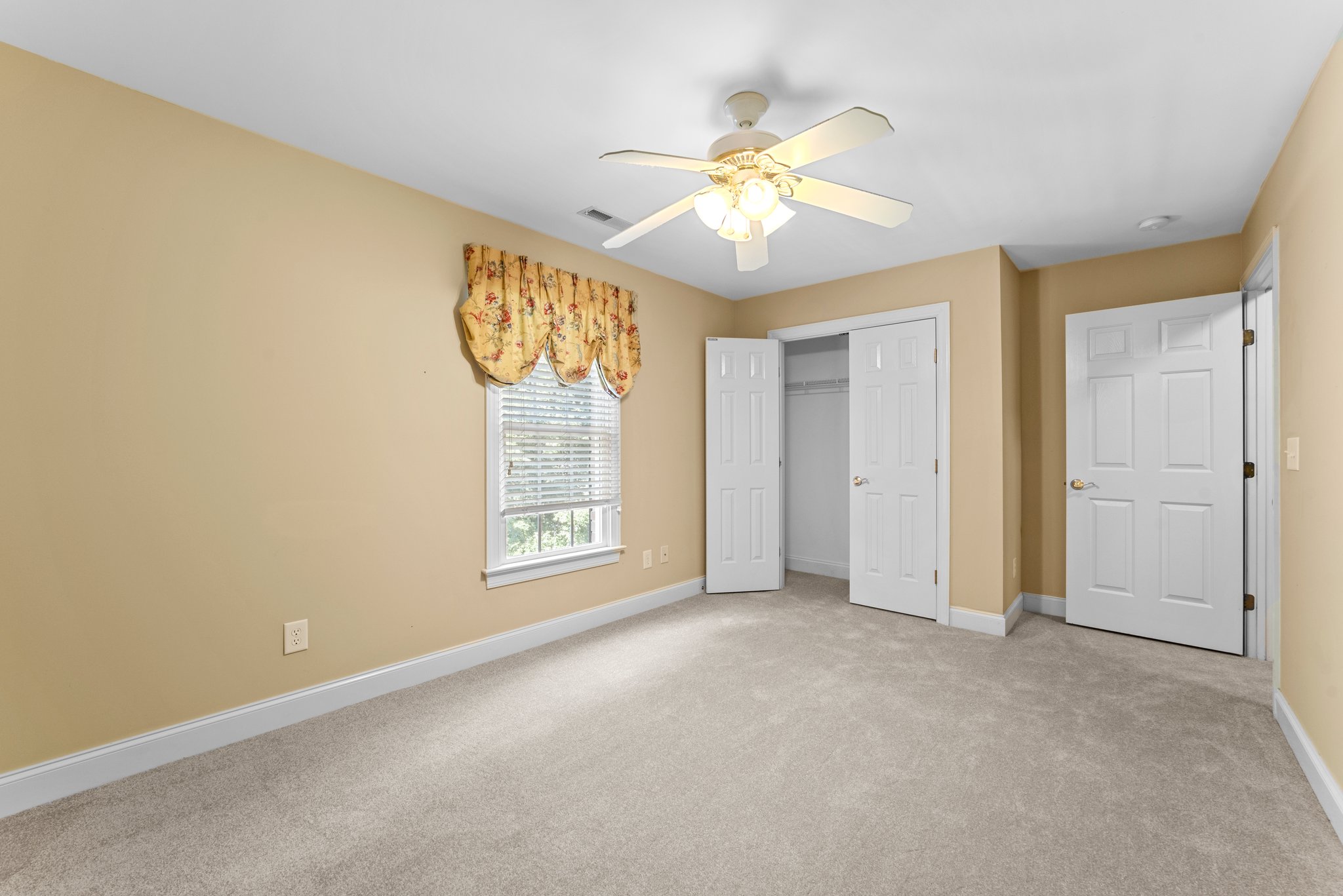 909 Rivers Edge Dr, Graham, NC 27253, USA Photo 40