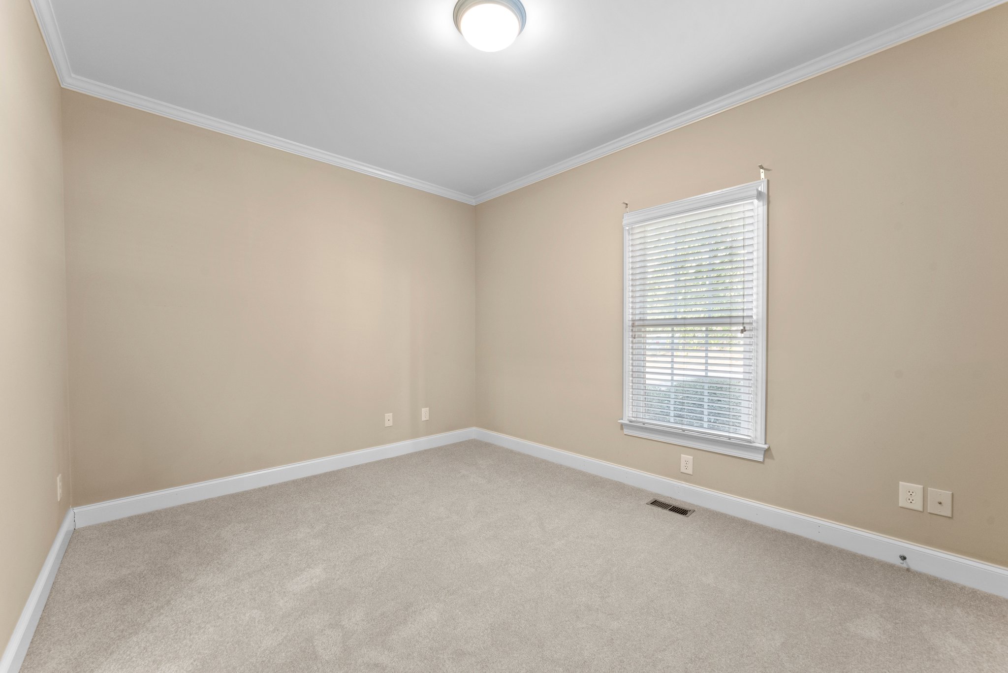 909 Rivers Edge Dr, Graham, NC 27253, USA Photo 26