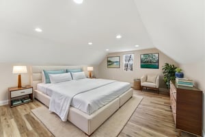 DSC06479 virtually staged.jpeg