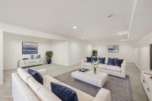 6K1A2443 virtually staged.jpeg