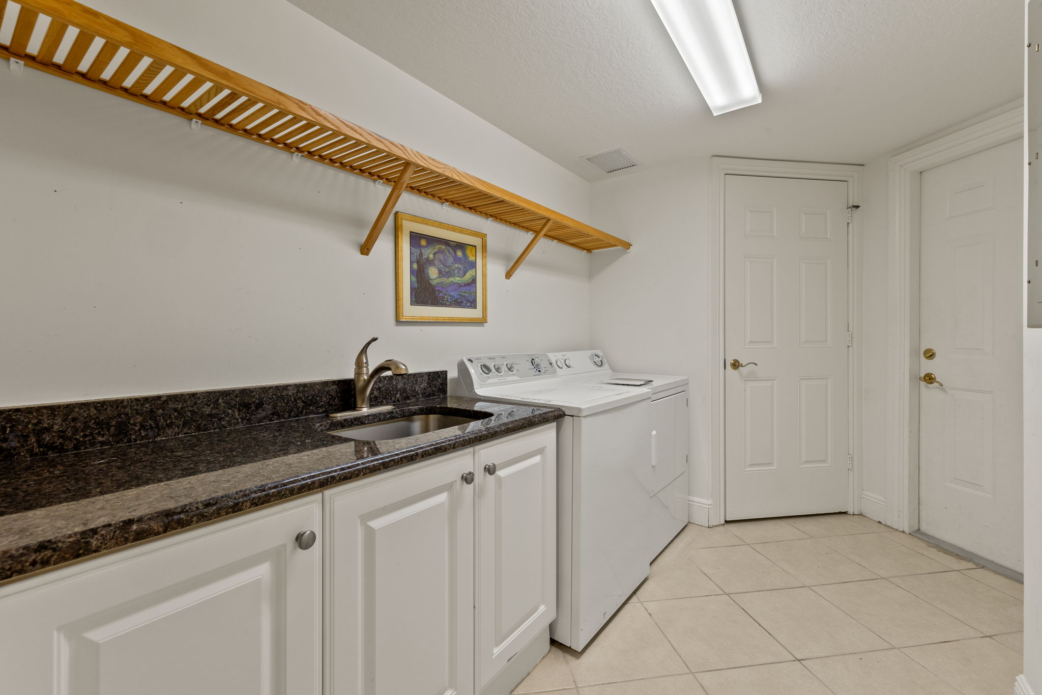 Laundry Room - storage, deep sink