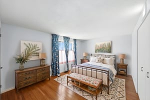 DSC_3564 virtually staged.jpeg